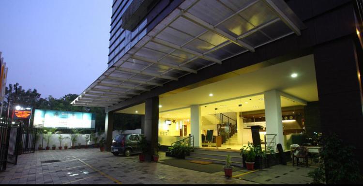 Hotel Monarch 科泽科德 外观 照片