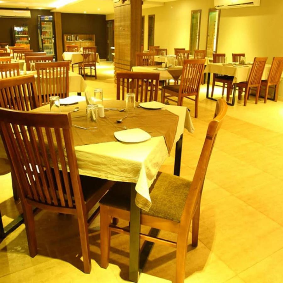 Hotel Monarch 科泽科德 外观 照片