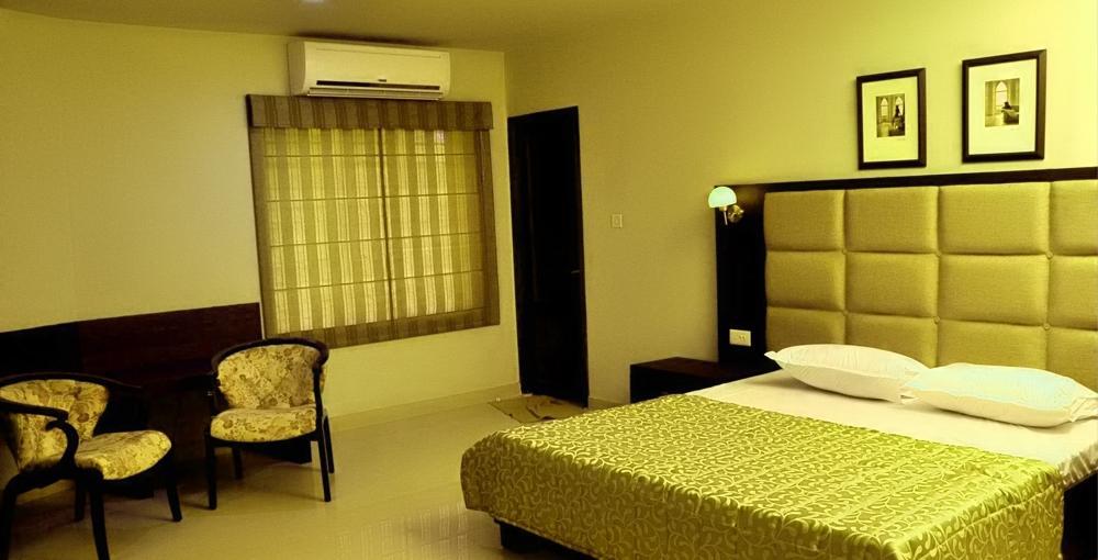 Hotel Monarch 科泽科德 外观 照片